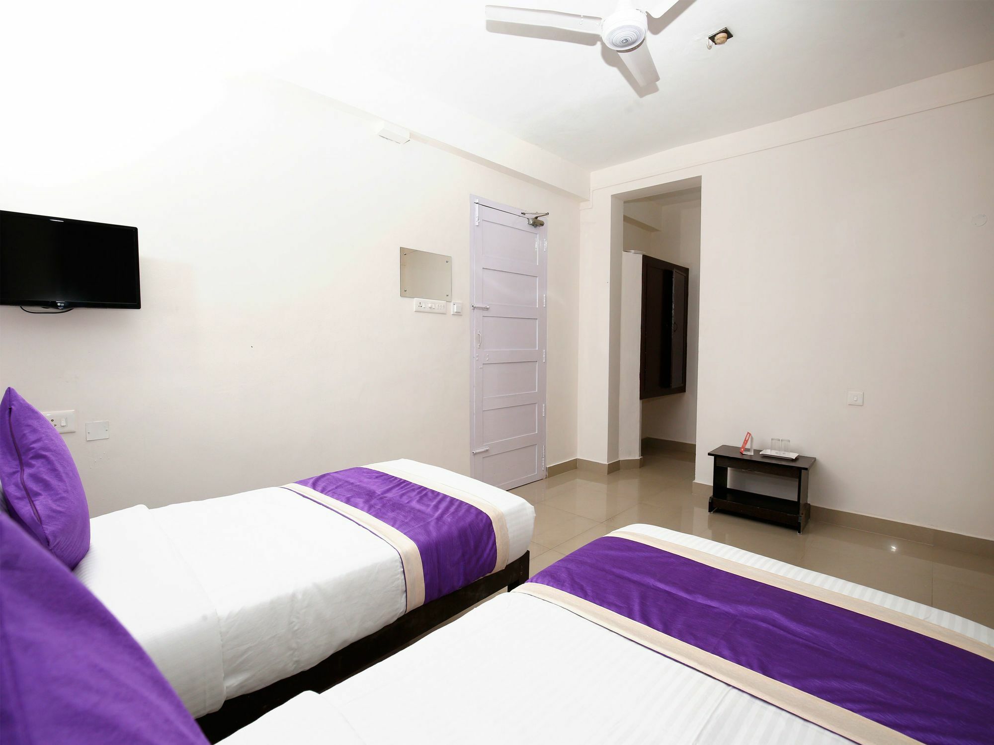 Oyo 9797 Hotel Vbee Plaza Thiruvananthapuram Екстер'єр фото