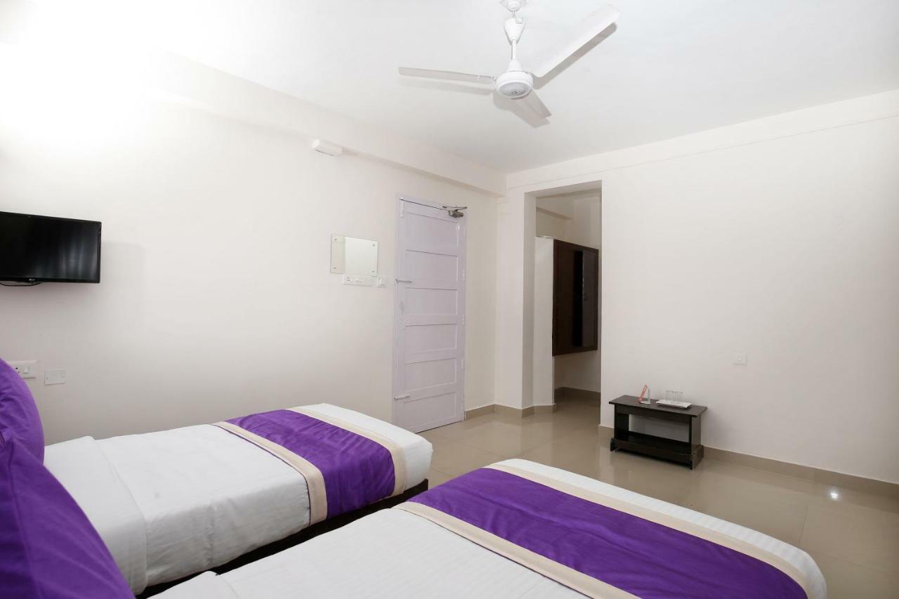 Oyo 9797 Hotel Vbee Plaza Thiruvananthapuram Екстер'єр фото